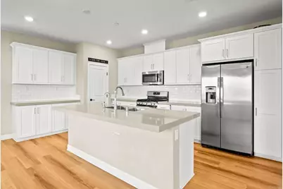 1856 Focus Dr, Chula Vista, CA 91915 - Photo 13