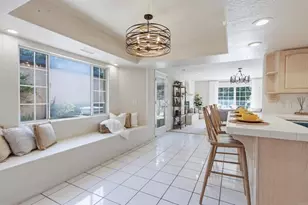 2399 Ivy Rd, Oceanside, CA 92054 - Photo 17