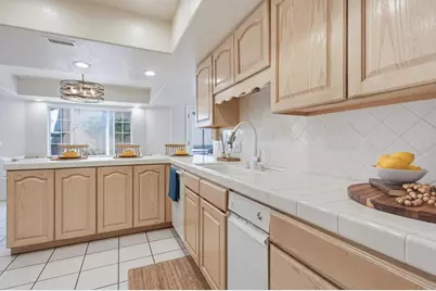 2399 Ivy Road, Oceanside, CA 92054 - Photo 21