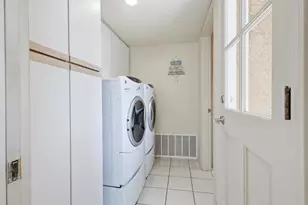 2399 Ivy Rd, Oceanside, CA 92054 - Photo 23