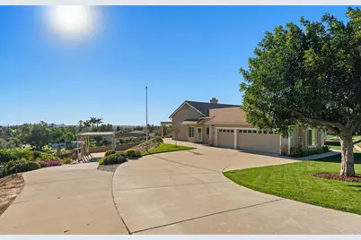 3353 Yerba Buena Drive, Fallbrook, CA 92028 - Photo 21