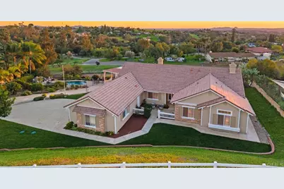 3353 Yerba Buena Drive, Fallbrook, CA 92028 - Photo 5