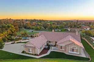 3353 Yerba Buena Dr, Fallbrook, CA 92028 - Photo 5