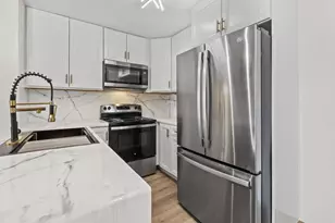 1855 Diamond St, San Diego, CA 92109 - Photo 3