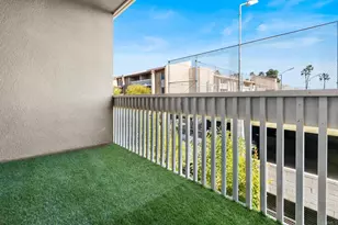 1855 Diamond St, San Diego, CA 92109 - Photo 19