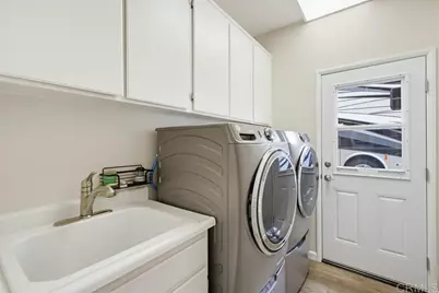 9893 Mollie Lane, Santee, CA 92071 - Photo 23