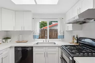 2018 Bridgeport, Chula Vista, CA 91913 - Photo 7