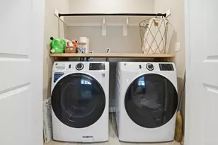 2042 Bluestone Cir, Chula Vista, CA 91913 - Photo 17