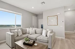 2042 Bluestone Cir, Chula Vista, CA 91913 - Photo 9