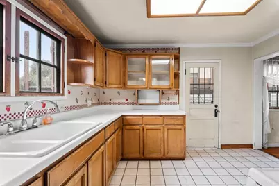 527 K Avenue, National City, CA 91950 - Photo 7