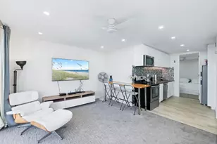 725 Redondo Ct, San Diego, CA 92109 - Photo 11