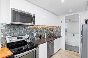 725 Redondo Ct, San Diego, CA 92109 - Photo 5