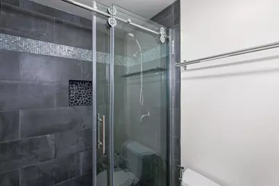 725 Redondo Court #27, San Diego, CA 92109 - Photo 15