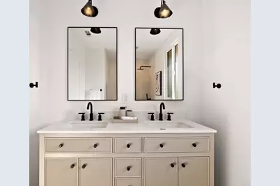 21792 Kaneohe Ln, Huntington Beach, CA 92646 - Photo 23