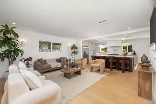 21792 Kaneohe Ln, Huntington Beach, CA 92646 - Photo 3