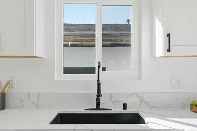 704 J Street, Chula Vista, CA 91910 - Photo 31