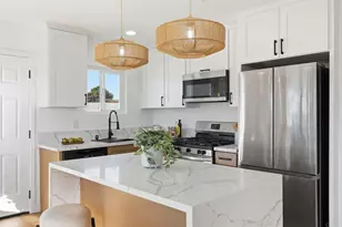 704 J St, Chula Vista, CA 91910 - Photo 9