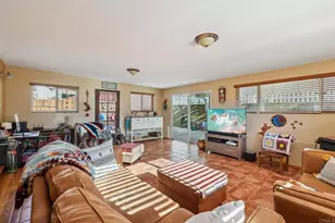 8477 Harwell Dr, San Diego, CA 92119 - Photo 9