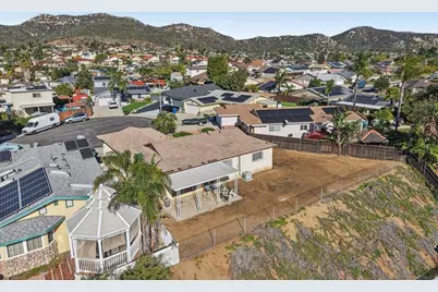 10647 Montura Court, Santee, CA 92071 - Photo 49