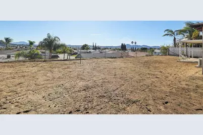 10647 Montura Court, Santee, CA 92071 - Photo 5