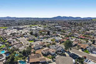 10647 Montura Ct, Santee, CA 92071 - Photo 37