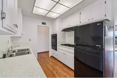 10647 Montura Court, Santee, CA 92071 - Photo 15