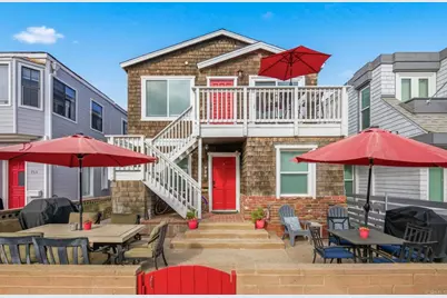 720 Devon Court, San Diego, CA 92109 - Photo 3