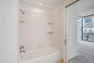 321 Tenth Ave, San Diego, CA 92101 - Photo 21