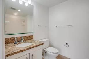 321 Tenth Ave, San Diego, CA 92101 - Photo 19