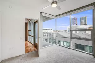 321 Tenth Ave, San Diego, CA 92101 - Photo 13