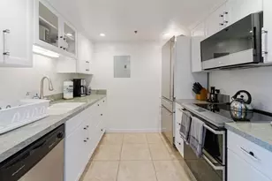 425 W Beech St, San Diego, CA 92101 - Photo 11