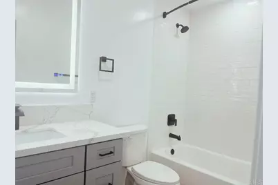 220 Southlook Avenue, San Diego, CA 92113 - Photo 9