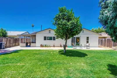 704 Aster Street, Escondido, CA 92027 - Photo 3