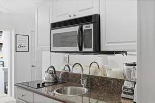 1021 Scott St, San Diego, CA 92106 - Photo 5