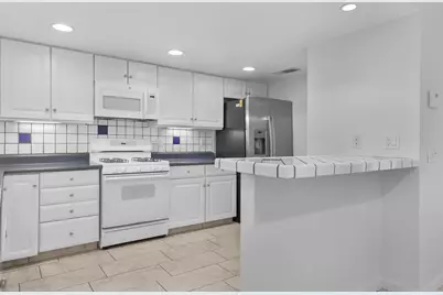 415 E Avenida Granada, Palm Springs, CA 92264 - Photo 13