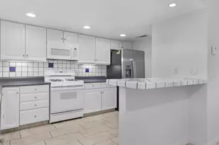 415 E Avenida Granada, Palm Springs, CA 92264 - Photo 13