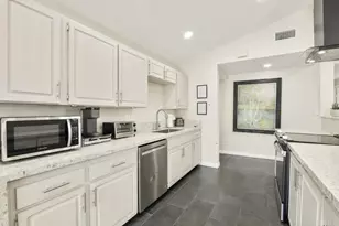 9452 Larrabee Ave, San Diego, CA 92123 - Photo 9