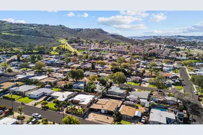 9254 Fairlawn Street, Santee, CA 92071 - Photo 5