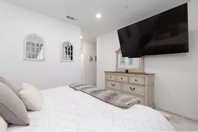 2027 Via Fontana, Chula Vista, CA 91913 - Photo 13