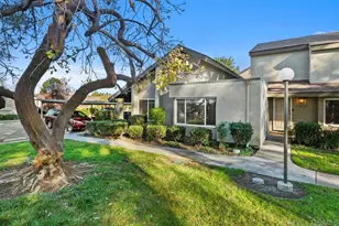 10896 Caravelle Pl, San Diego, CA 92124 - Photo 3