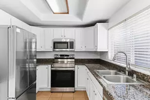 1423 N Broadway, Escondido, CA 92026 - Photo 11