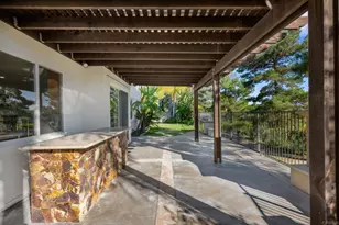 1689 Docena Rd, Carlsbad, CA 92011 - Photo 57