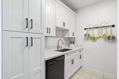 8310 Regents Road #1E, San Diego, CA 92122 - Photo 5