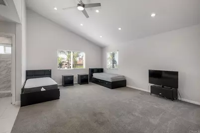 6809 11 Corintia Street, Carlsbad, CA 92009 - Photo 23