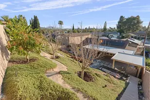 8366 Lake Adlon Dr, San Diego, CA 92119 - Photo 15