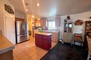 450 E Bradley Ave, El Cajon, CA 92021 - Photo 27