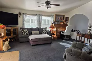 450 E Bradley Ave, El Cajon, CA 92021 - Photo 17