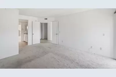 12250 Corte Sabio #2210, San Diego, CA 92128 - Photo 21