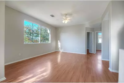 6064 Paseo Acampo, Carlsbad, CA 92009 - Photo 15