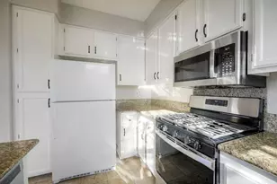 6064 Paseo Acampo, Carlsbad, CA 92009 - Photo 17